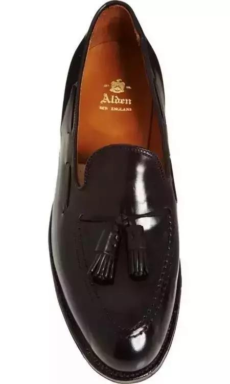 买一双合适的鞋真难,七千多元一双的鞋