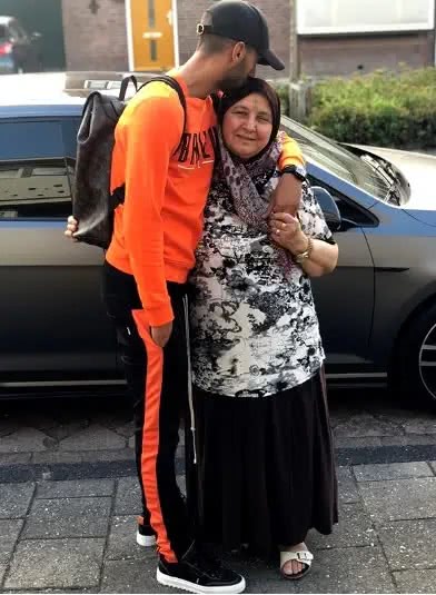 切尔西齐耶赫现状,齐耶赫为何离开切尔西