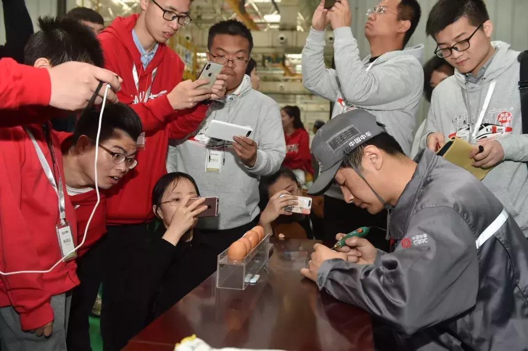 中车唐山公司高铁列车,中车唐山公司第一列高铁