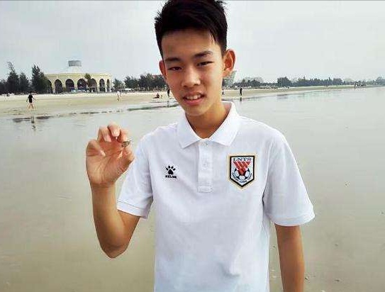 16岁国少队员,国安名记于汉超完整版