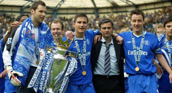 曼城遭遇首败仍领跑,曼城罚下去一个人四球逆转