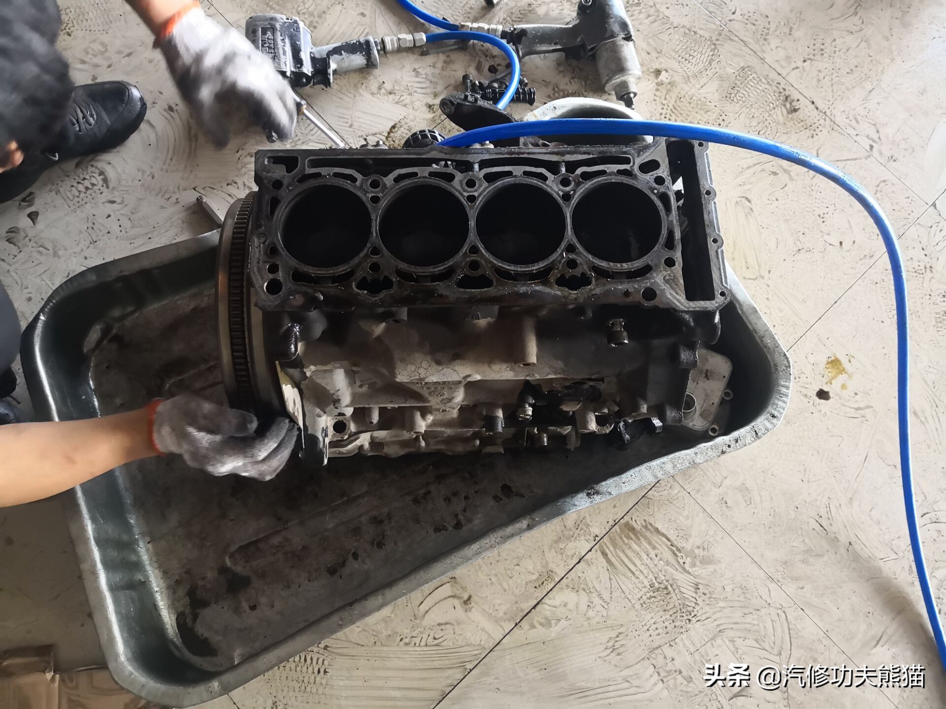 ea8882.0t夏朗烧机油,大众夏朗1.8t烧机油怎么样