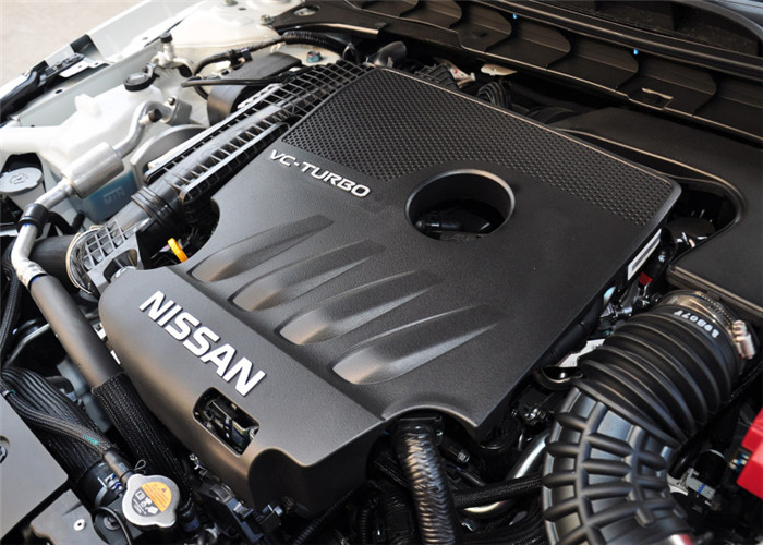 日产新天籁2.0L后排空间,日产新天籁后排