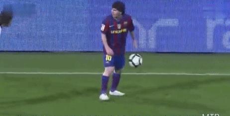 19岁的梅西被多次放铲,梅西被铲完整版