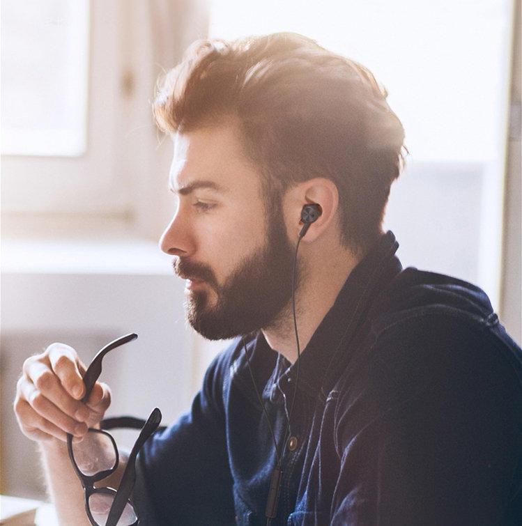 jbl耳机和漫步者耳机哪个性价比高,beats耳机和森海塞尔耳机哪个好