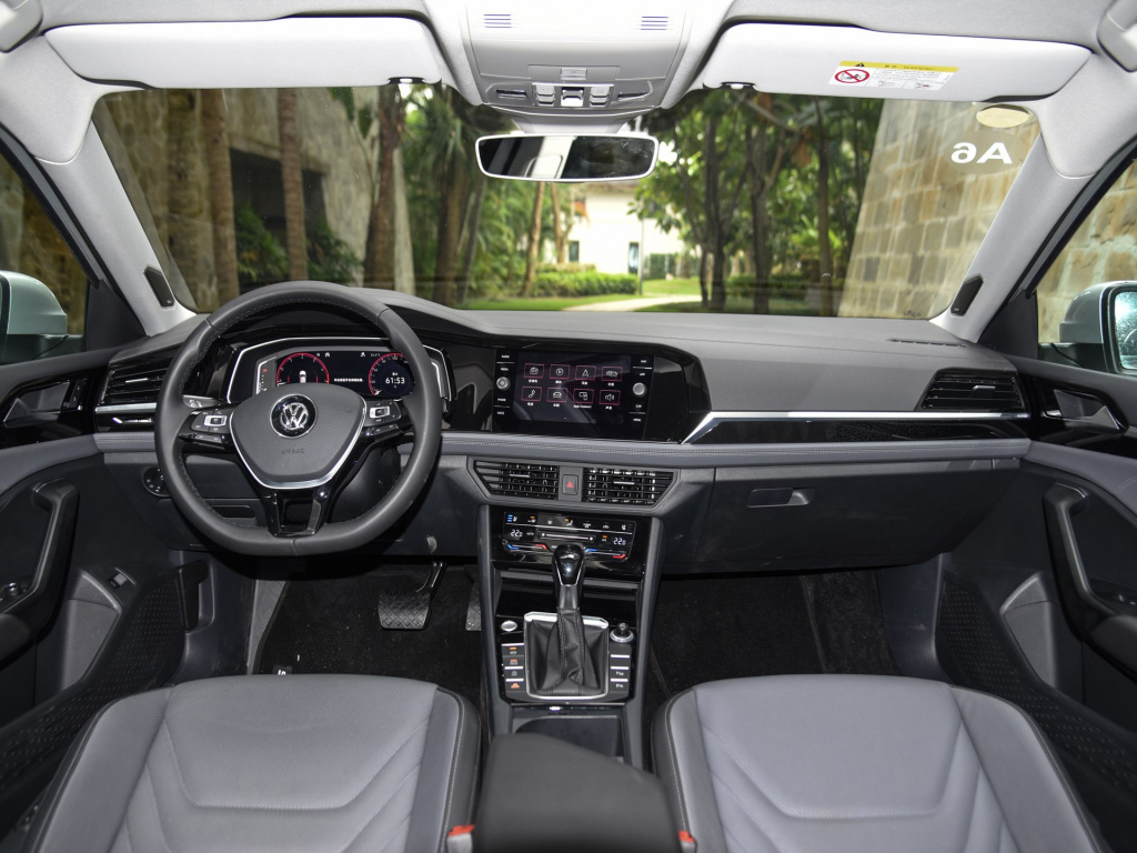 2013款速腾自动1.6自吸的油耗多少,2018款速腾1.6自动舒适怎么看油耗