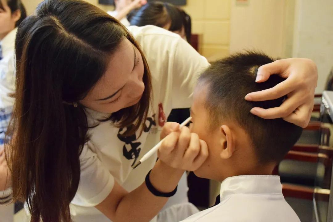 南体健美操的直播间,南体直播回放春晚