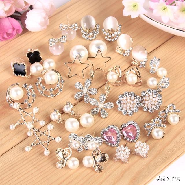 什么摆地摊最赚钱又简单,摆地摊卖什么最赚钱而且成本低