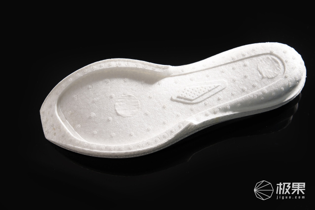 最狠的鞋子,全网最狠的鞋子