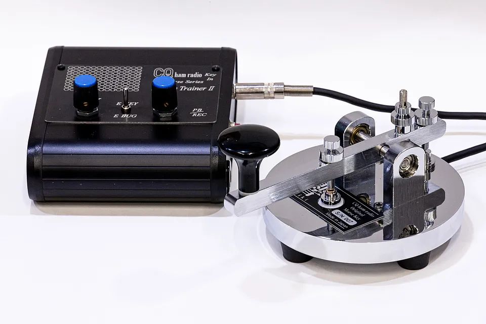 「新品情报站」日本机械触点臭虫莫尔斯文艺范电键售价2799元