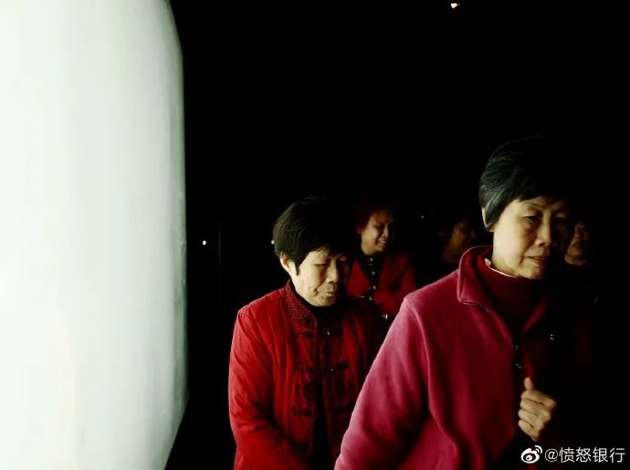 ​城市缝隙里的「业余人类观察家」