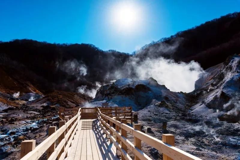 一条让你经历四季的旅游线路,一条绝美自驾游路线图