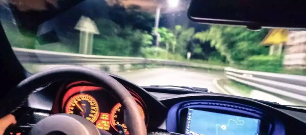 免费汽车贴膜好还是花钱的膜好,4s店贴膜与加钱贴的车膜对比