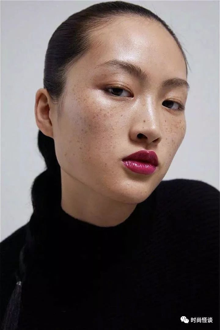 又一时尚品牌因为辱华登上热搜，但是...