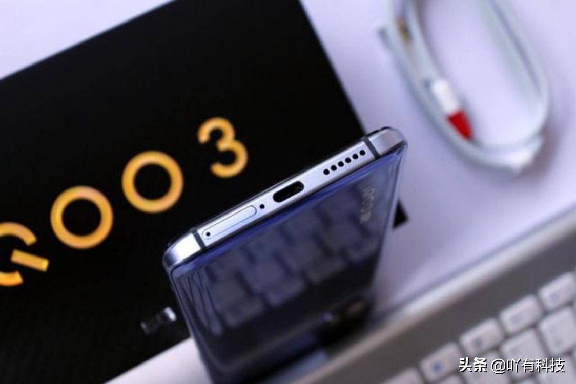 iqoo3与1加8t深度评测,iqoou1和iqoou3哪个值得入手