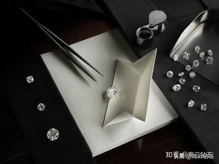18k金莫桑石钻戒定制,钻戒定制哪家性价比最高
