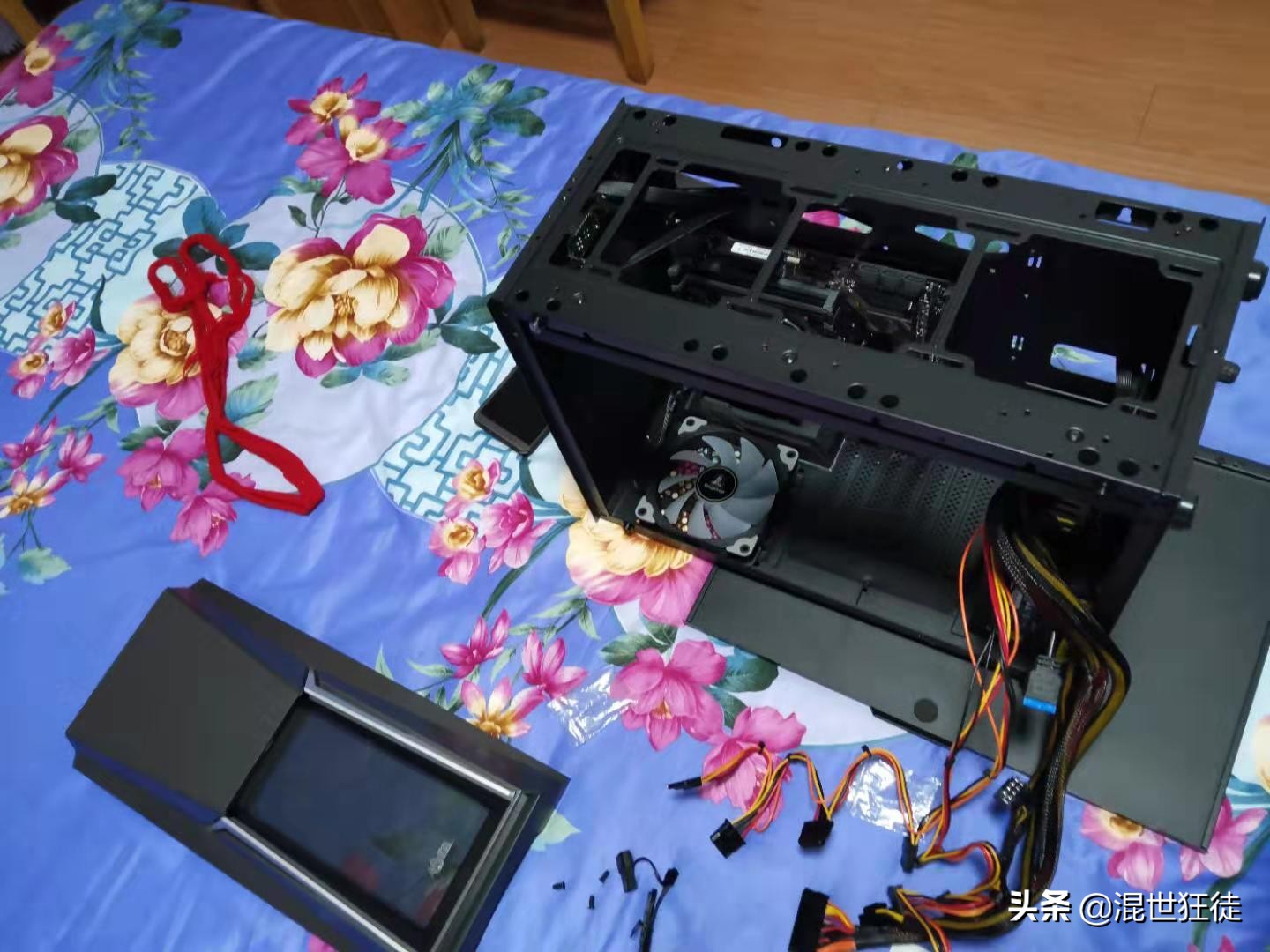 电脑内存条装机过程,第一次装机全过程