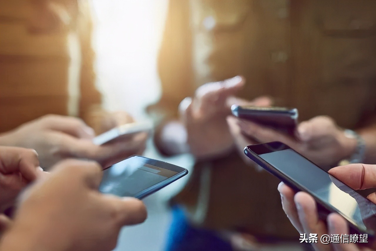 到营业厅想办业务必须得下APP，联通的“套路”到底方便了谁？