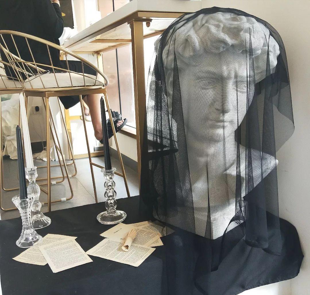 别去什么发布会演唱会了，这些地方就能见到你最喜欢的明星！