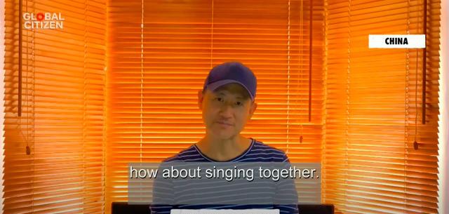 郎朗吉娜夫妻三重奏完整,郎朗吉娜在家四手联弹