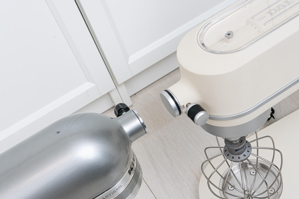 做烘焙要面包机好还是厨师机好,面包和面机和打蛋机区别推荐