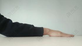 玩手机久了拇指疼腱鞘炎,长时间玩手机手腕腱鞘炎