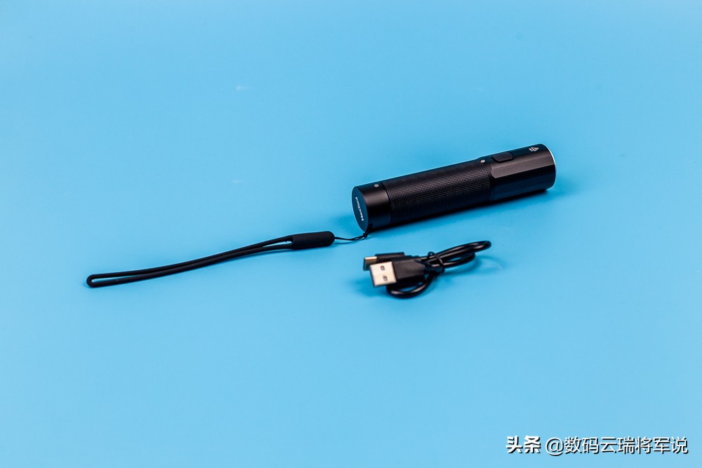 纳拓户外强光手电筒不亮了,纳拓户外强光手电筒