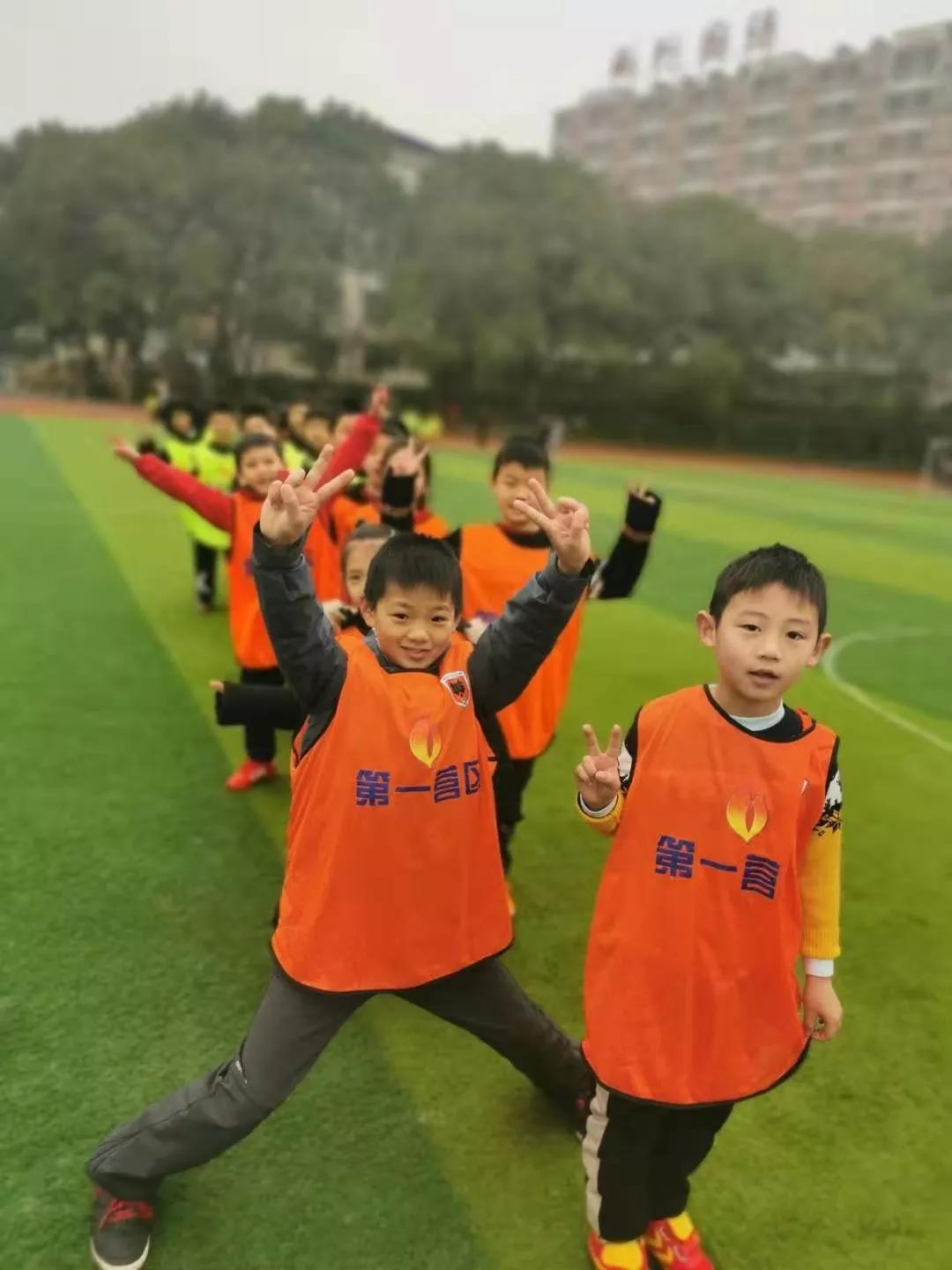 全国校园足球夏季训练营,2023足球训练营暑假