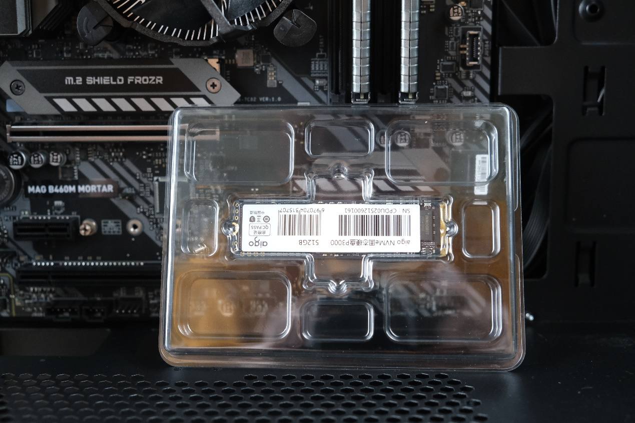 一般电脑装机装不装显卡,3500无显卡过渡装机配置推荐