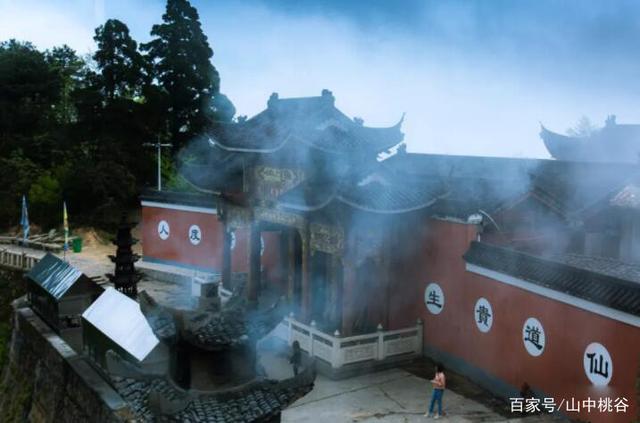 江西有座仙山山下有个世外仙境,江西除了庐山三清山还有哪里好玩