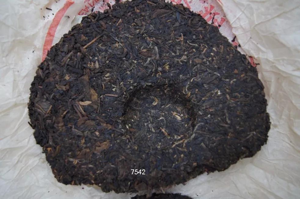 98年勐海茶厂方砖熟茶鉴别,7542和7502的区别