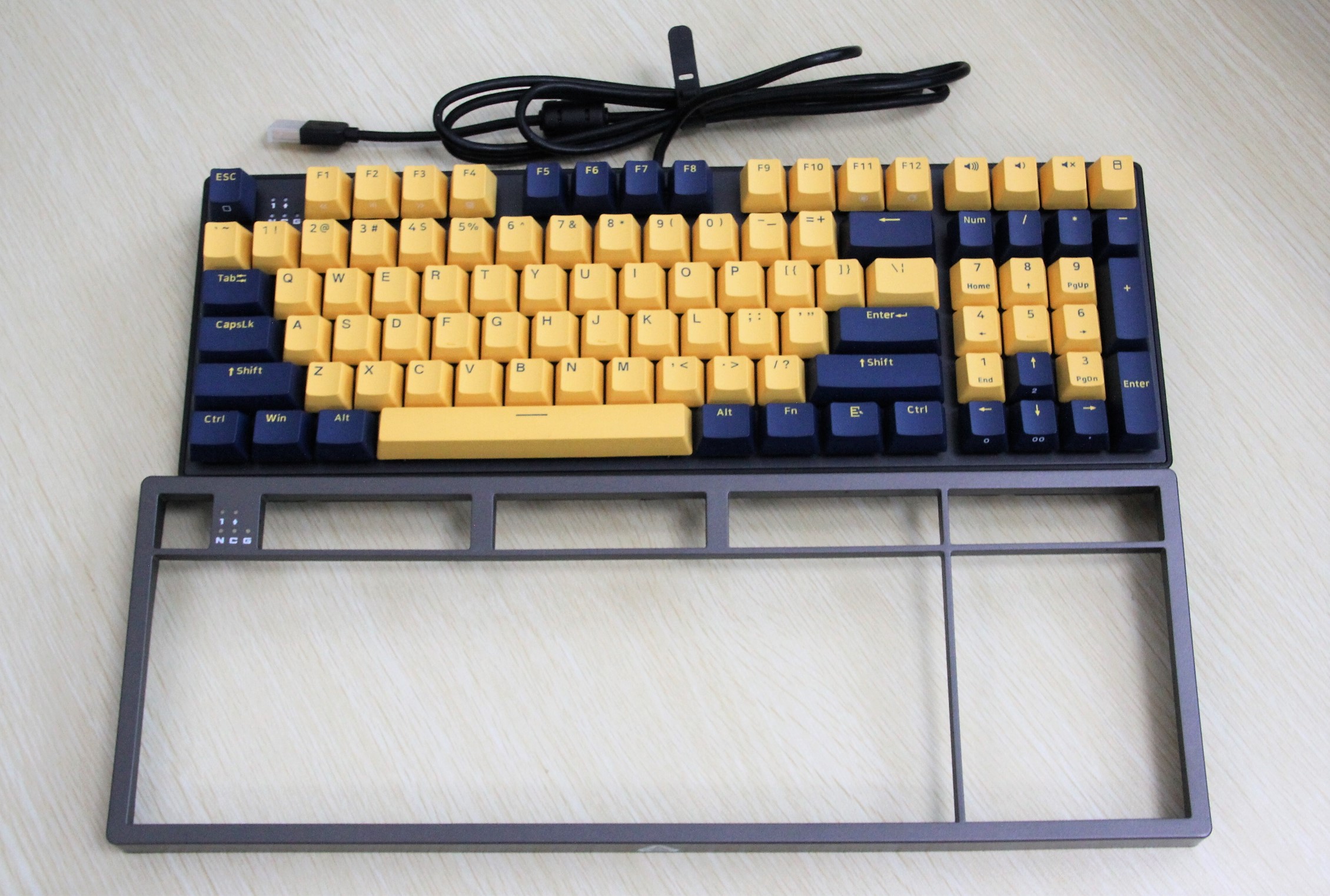 rgb机械键盘108键位推荐,firstbloodb16茶轴键盘测评