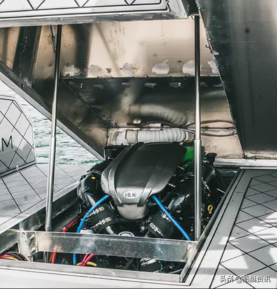 尾波冲浪船型区别,尾波冲浪船型怎么选