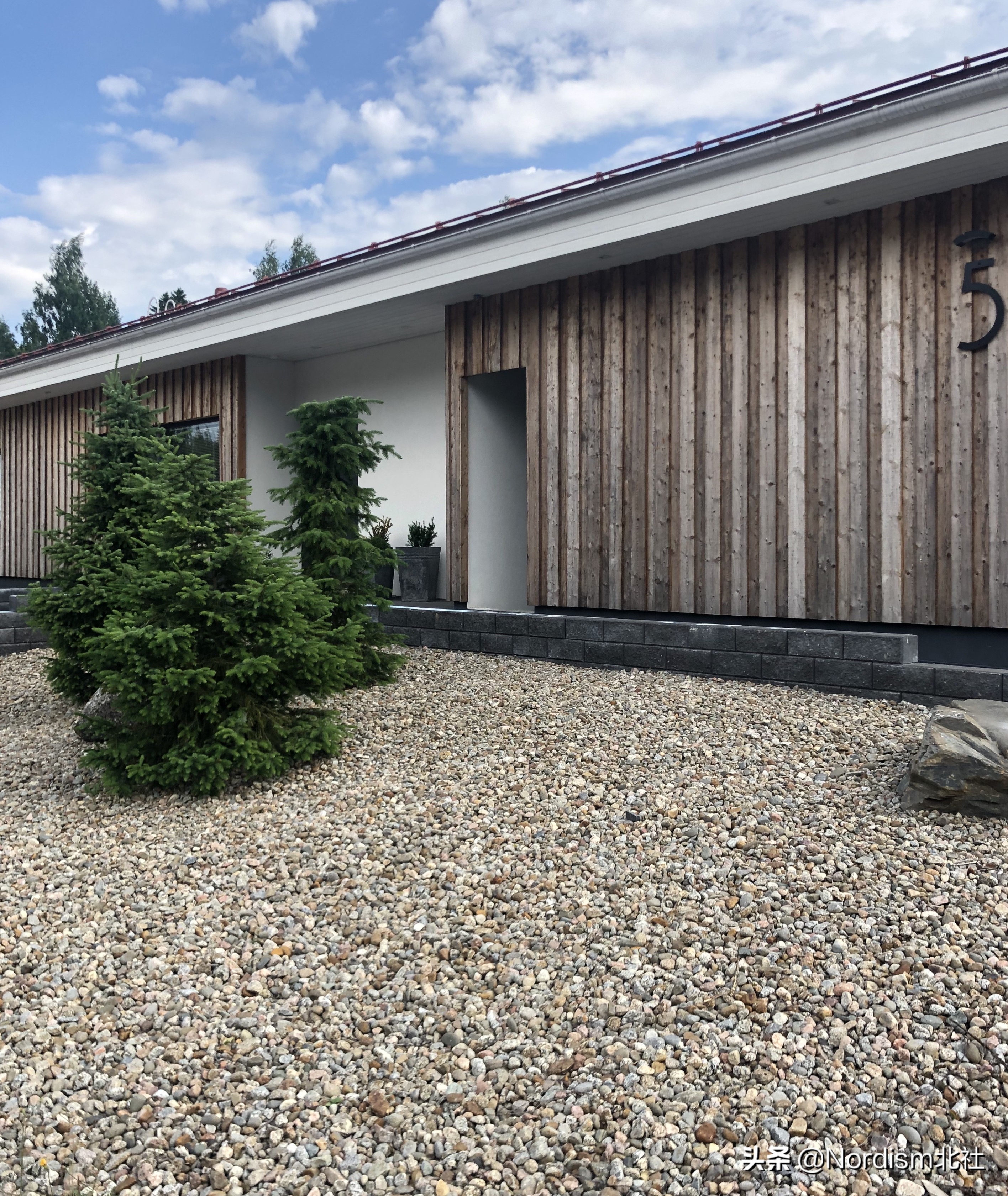 《空间》第50期：建筑+艺术+极简主义，Tiia的北欧自建房