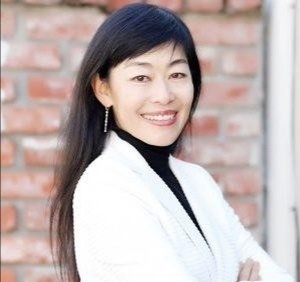 他生于江西，名校毕业，身价超100亿，却40岁就退休了，为啥