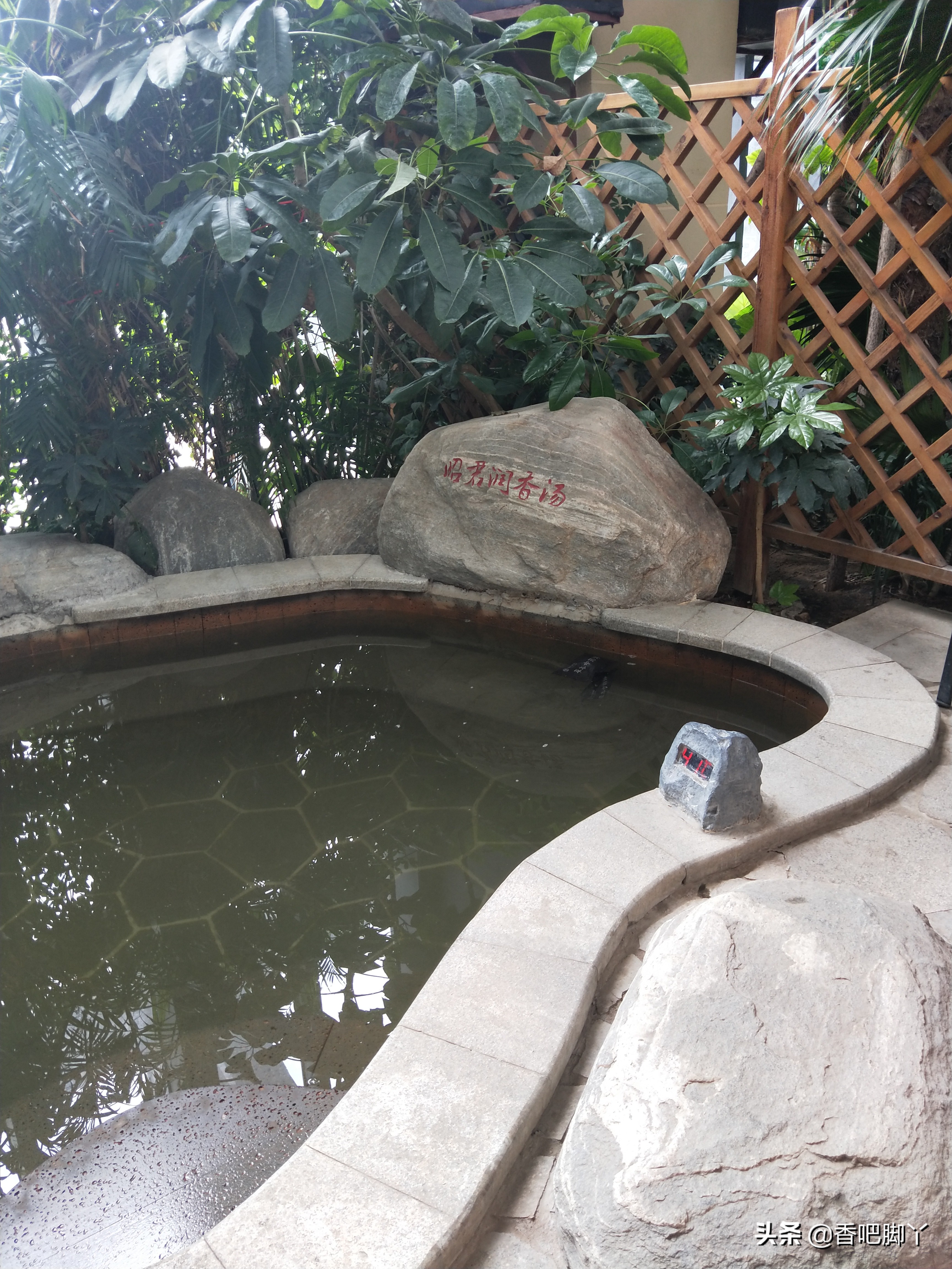 夏天适合旅游的温泉郑州,夏天黄帝宫温泉攻略