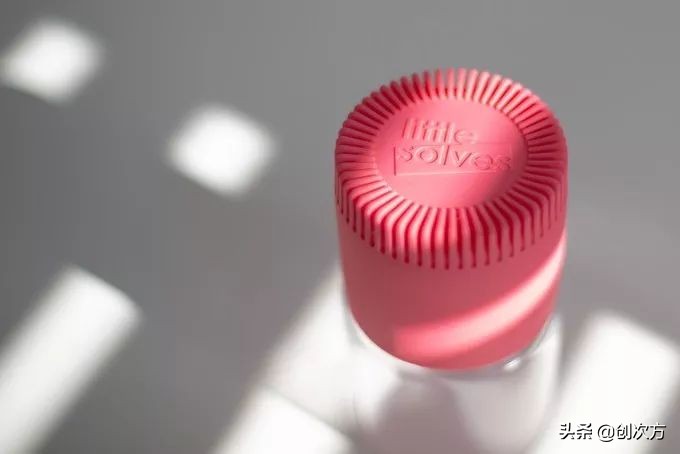 水杯的专属外衣,防滑防摔无声,为床边喝水服务