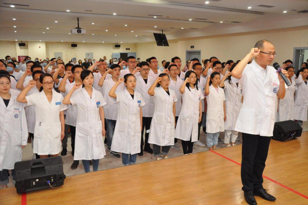 弘扬抗疫精神弘扬正能量,弘扬正能量众志成城抗疫情