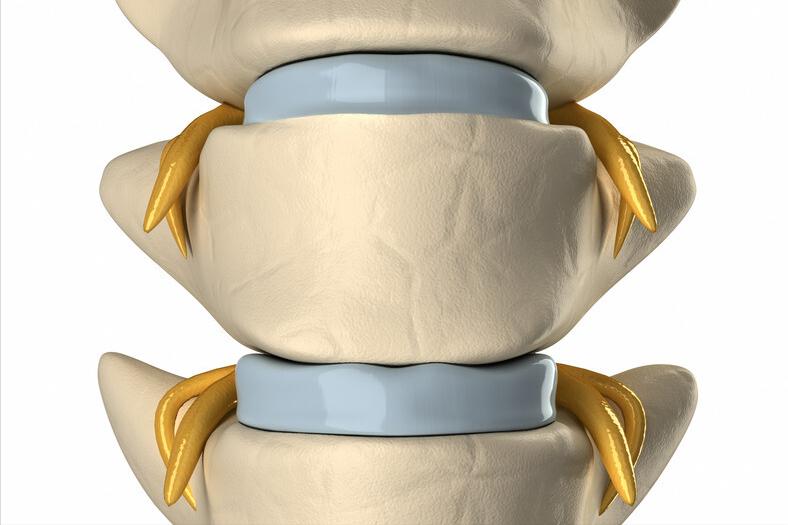 调整坐的姿势改善驼背,调整坐姿走姿让腿越来越直