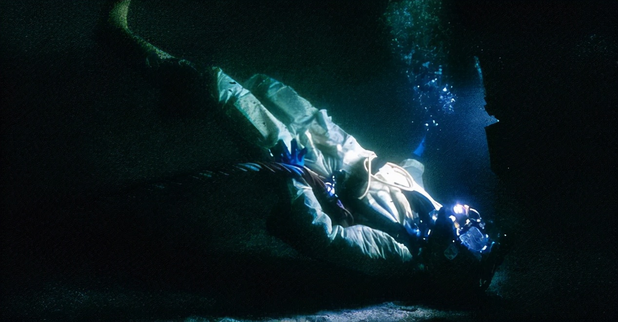 深海潜水员最危险的工作,中国最危险的职业潜水员