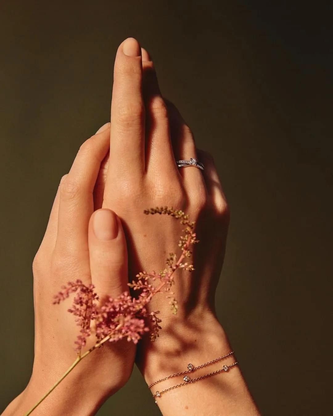 钻戒一克拉以下都是碎钻,0.3克拉碎钻价值