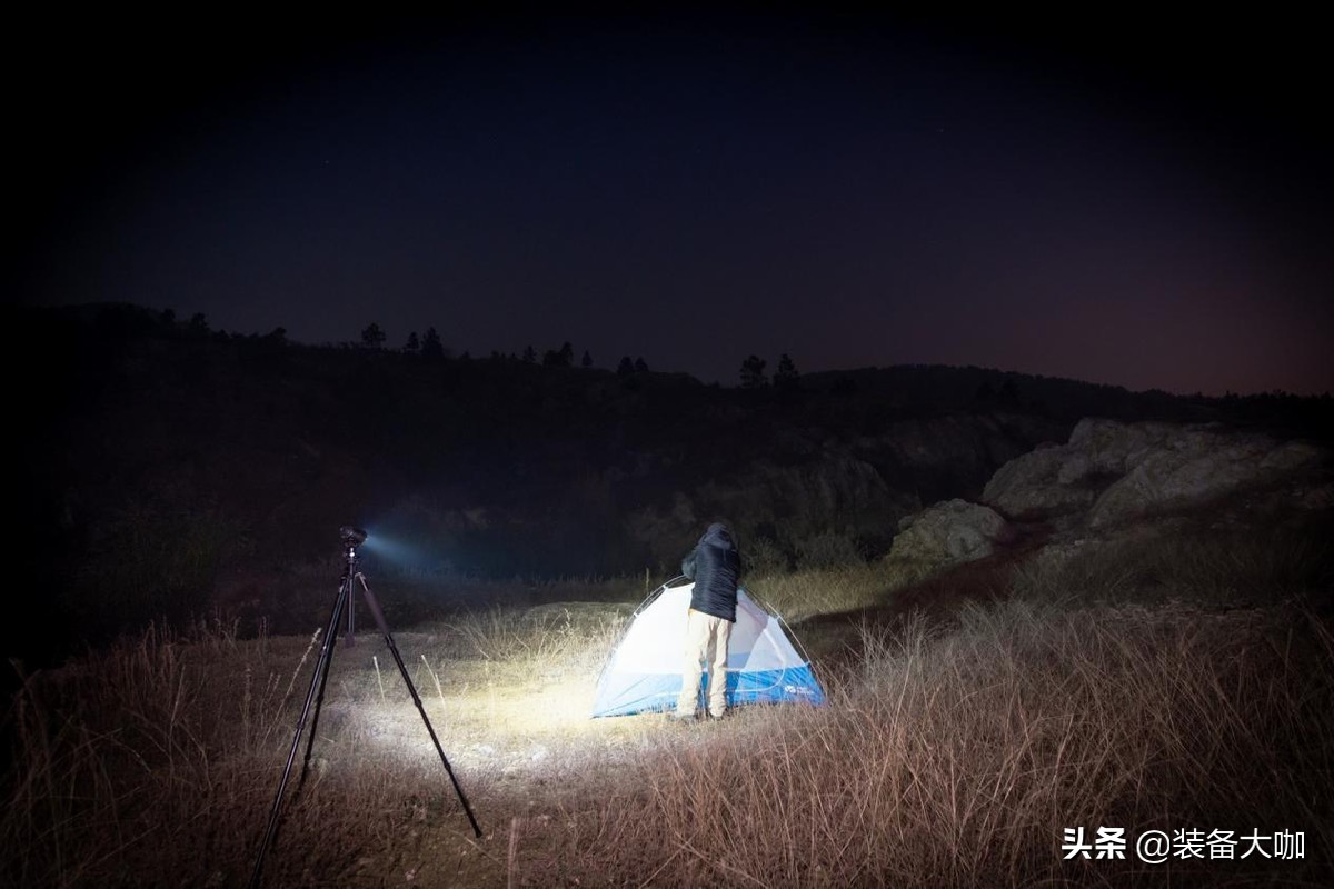 三眼小钢炮手电筒亮吗,三眼小钢炮强光