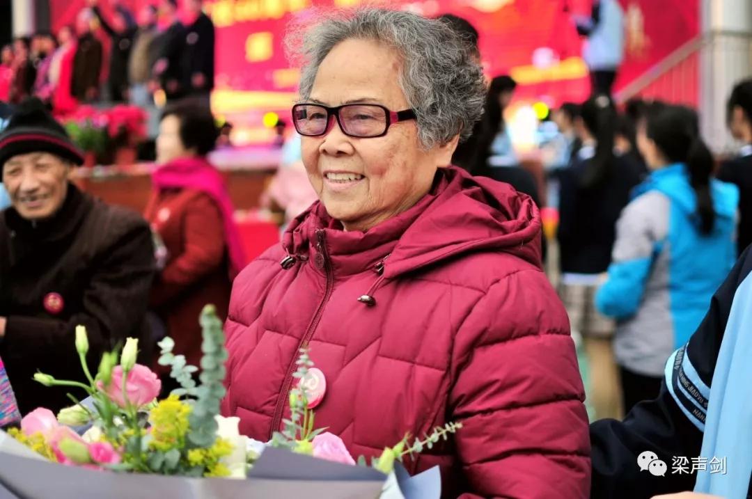 南宁三中120周年校庆视频,南宁33中校庆