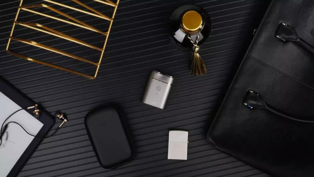 削铁如泥剃须刀,巴掌大的剃须刀你用过吗