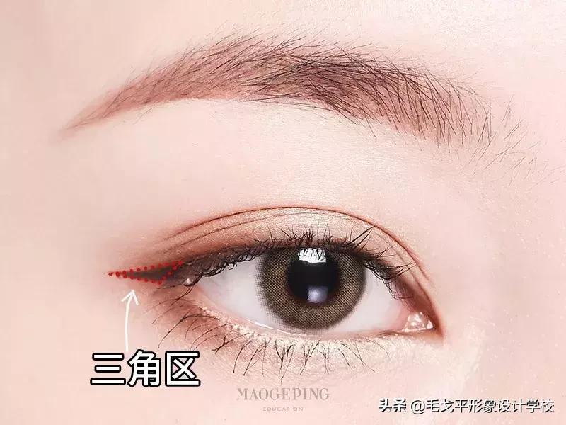 超小眼单眼皮画大眼妆教程,小眼睛眼妆怎么画显大又干净教程