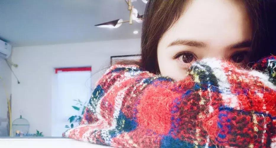 杨幂卸妆前和卸妆后的样子,杨幂我宁愿节目中卸妆一万遍