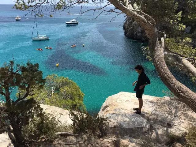 从200斤的胖子晋升到排名前八的世界超模！他是走出去的山西牛人