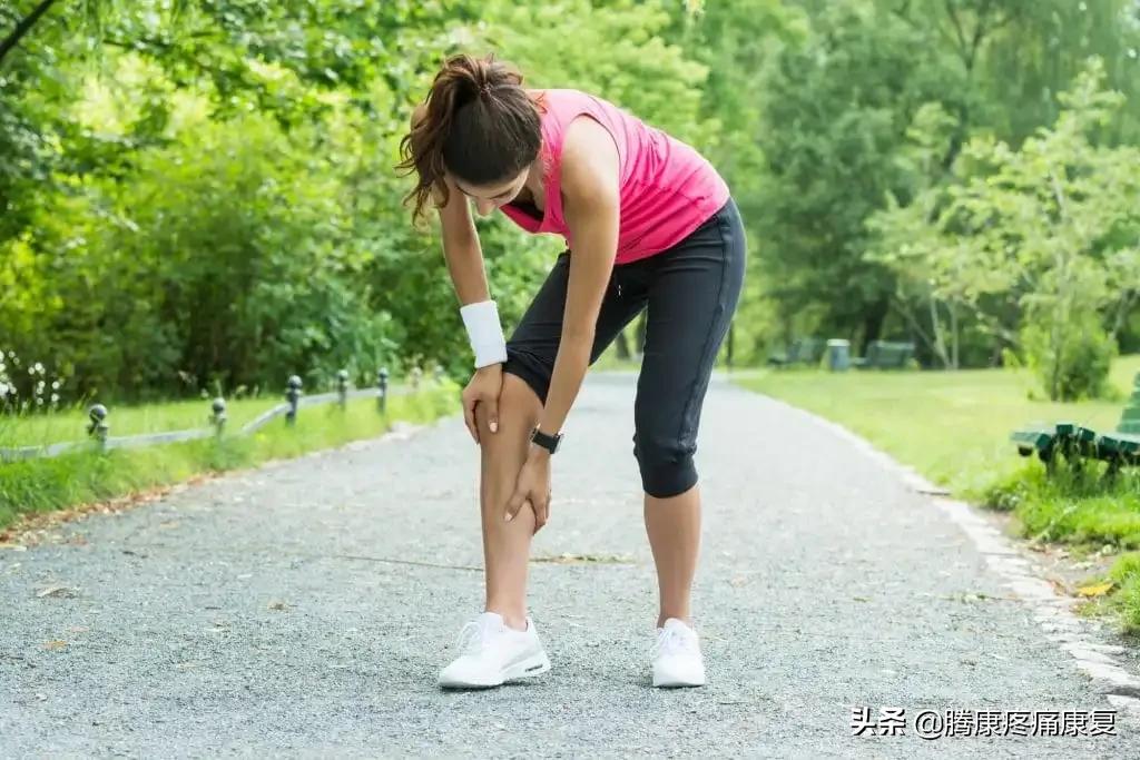 小腿肌肉拉伤如何恢复性训练,小腿跑步肌肉拉伤怎样好得快