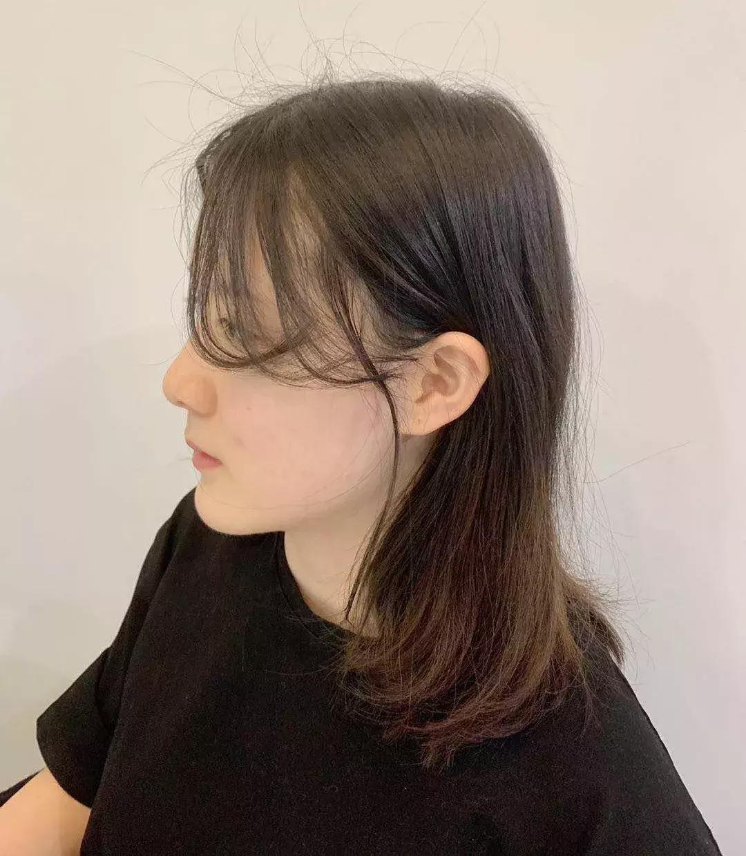 金晨：我们来自拍吧，张歆艺：先分我点头发...