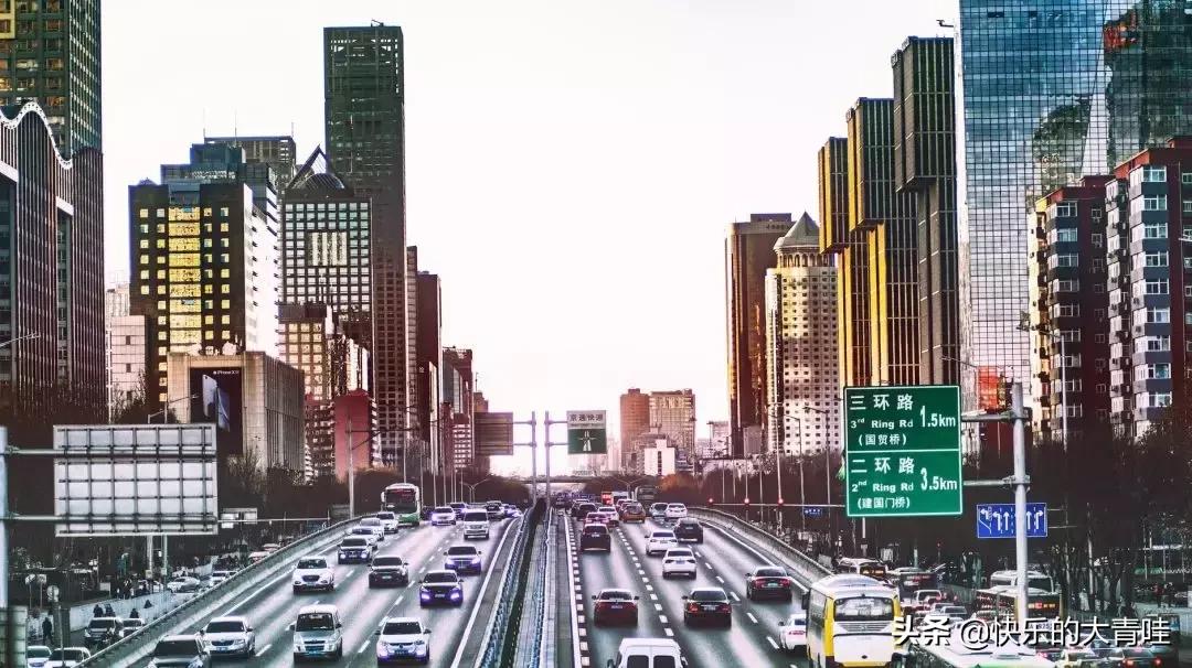 旅行社平均年利润6.734万元，他们却用一年疯狂吸金3500万